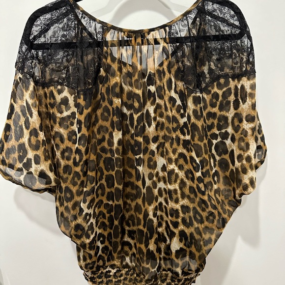 Express animal print blouse - Picture 2 of 2